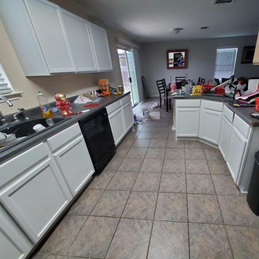 Image of kitchen prior to remodel